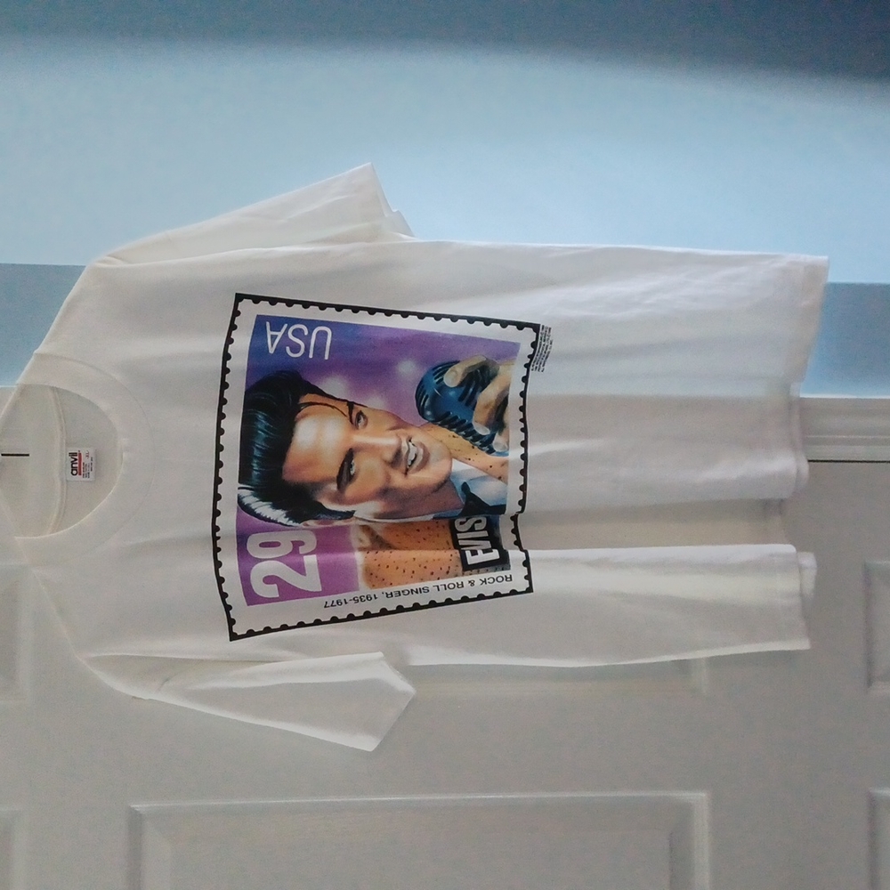Vintage Elvis shirt